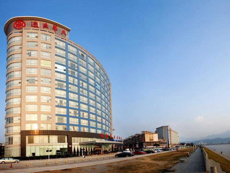 Yichen Huatian Hotel Zhangjiajie Extérieur photo